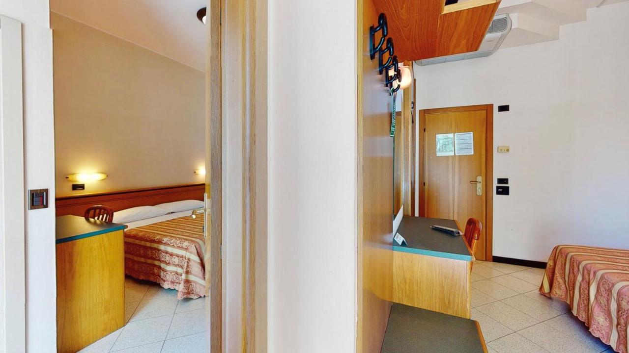 Hotel Excelsior Cervia Dış mekan fotoğraf