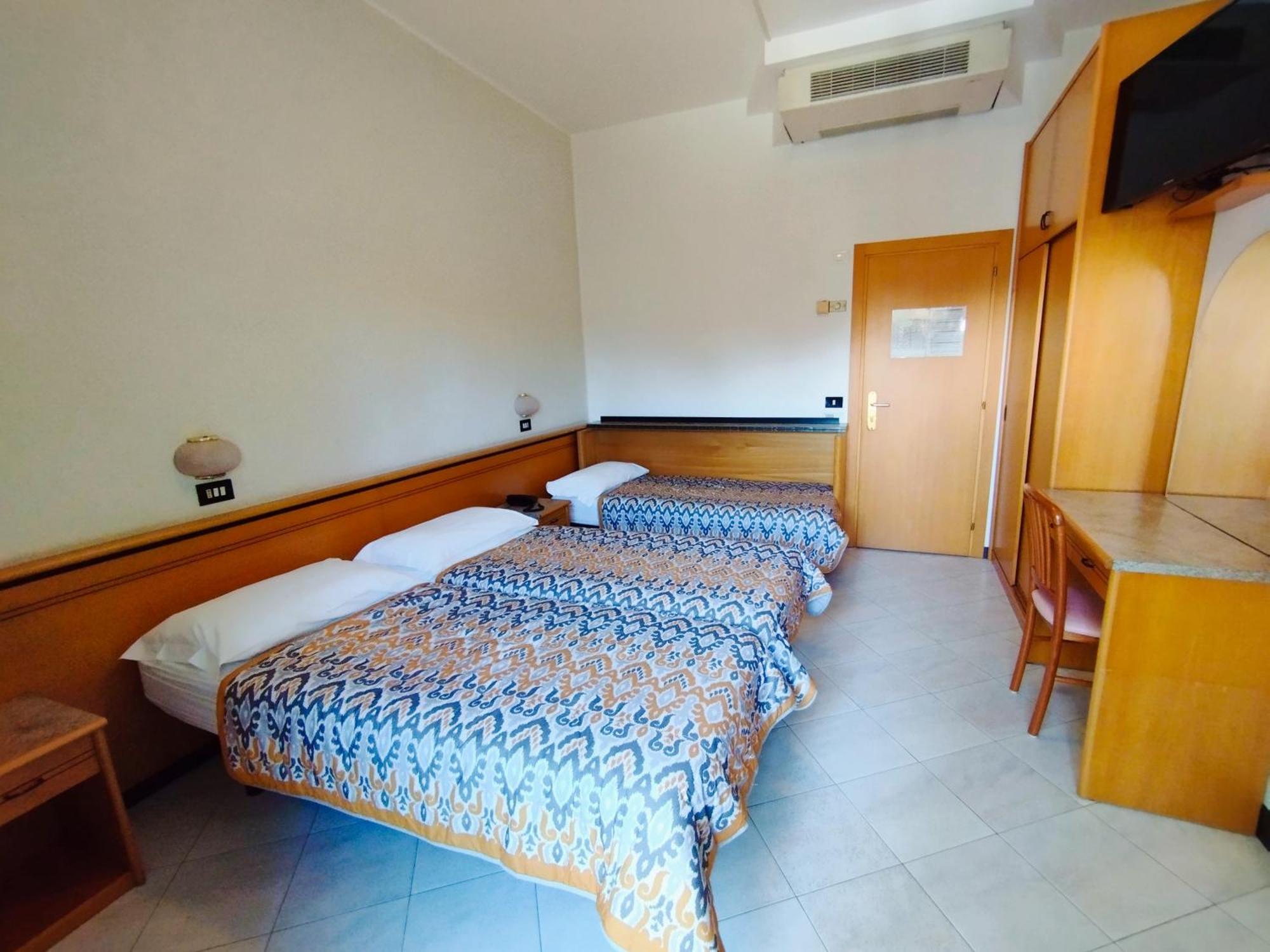 Hotel Excelsior Cervia Dış mekan fotoğraf
