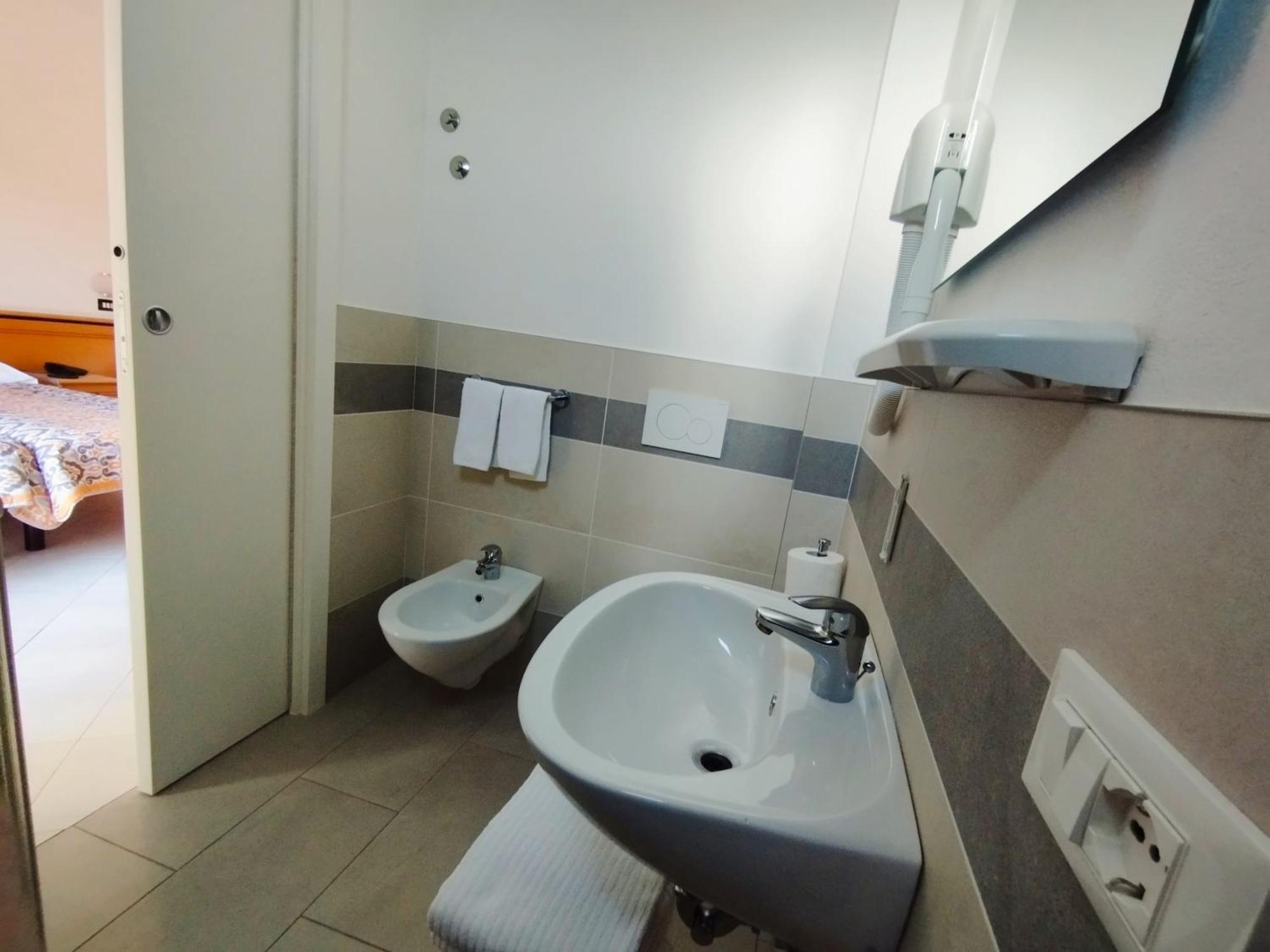 Hotel Excelsior Cervia Dış mekan fotoğraf